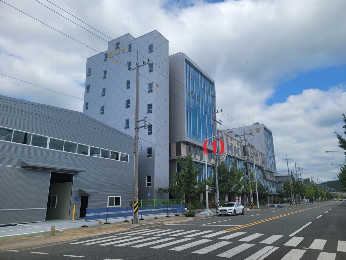 본건 및 주변전경
(남서측 주변에서 촬영)