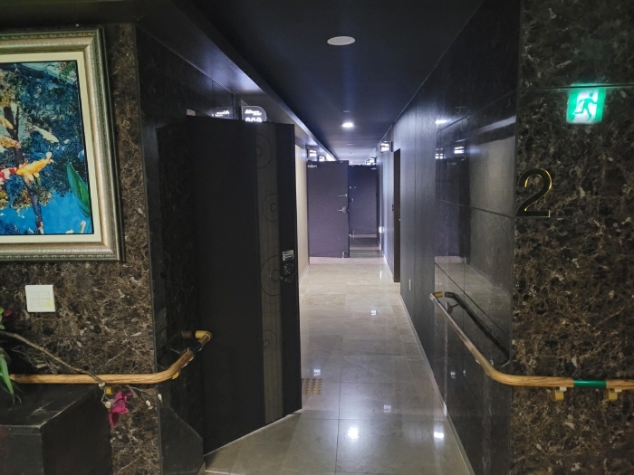 2층 내 객실 및 복도 전경