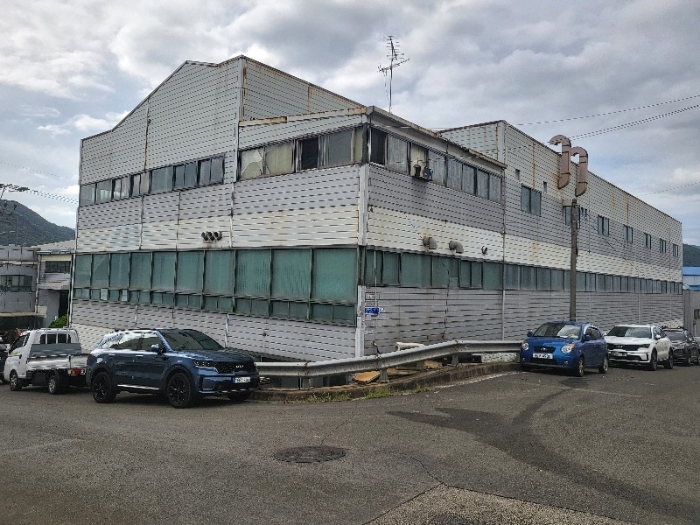 (1)토지 및 (2)건물