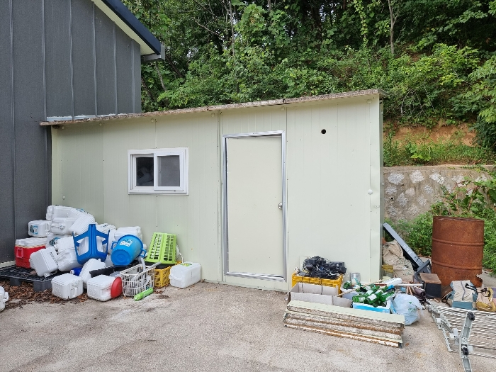 [ 제 시 외 건 물 ㉠ ]