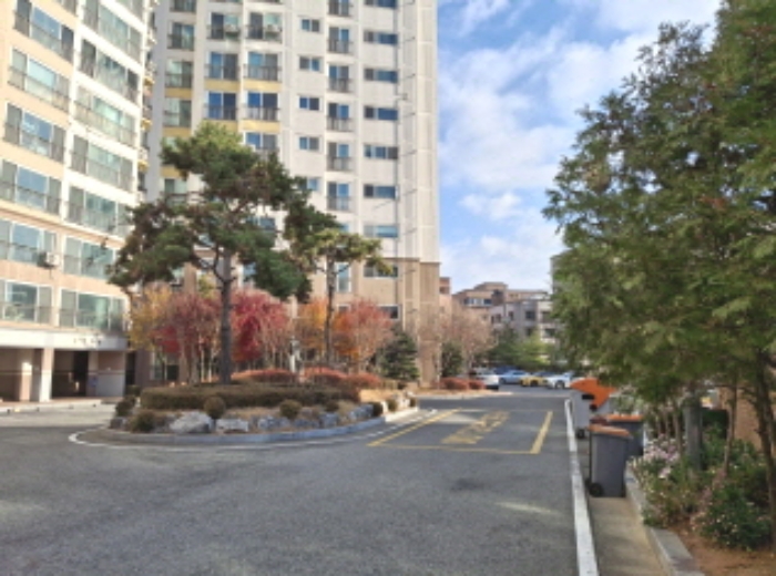 주변 도로 모습2