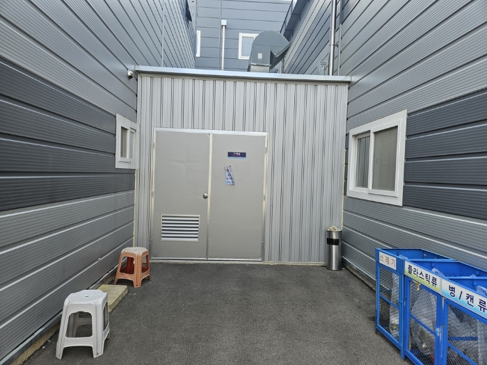 제시외건물 ㄱ)