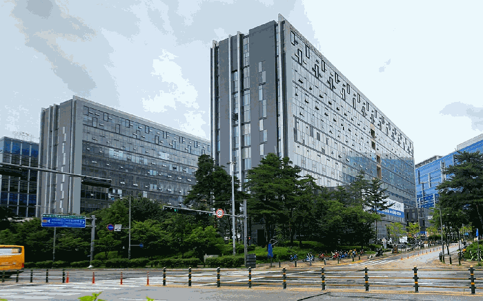 건물 전체 전경