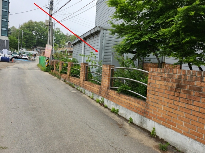 제시외 건물 ㉠