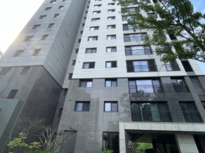 205동 아파트 전경