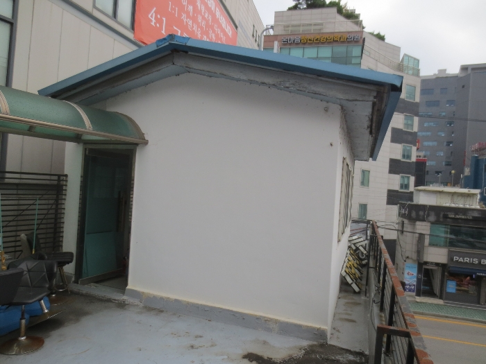 기호4건물 3층 및 제시외 4-1 차양