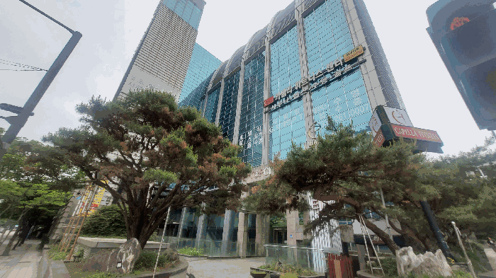 본건 건물 전경