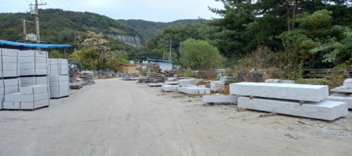 목록 1. 토지 및 목록 2. 공장 전경