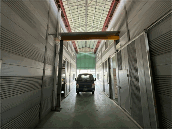 제시외(㉠, 비가림시설 등) 내부전경