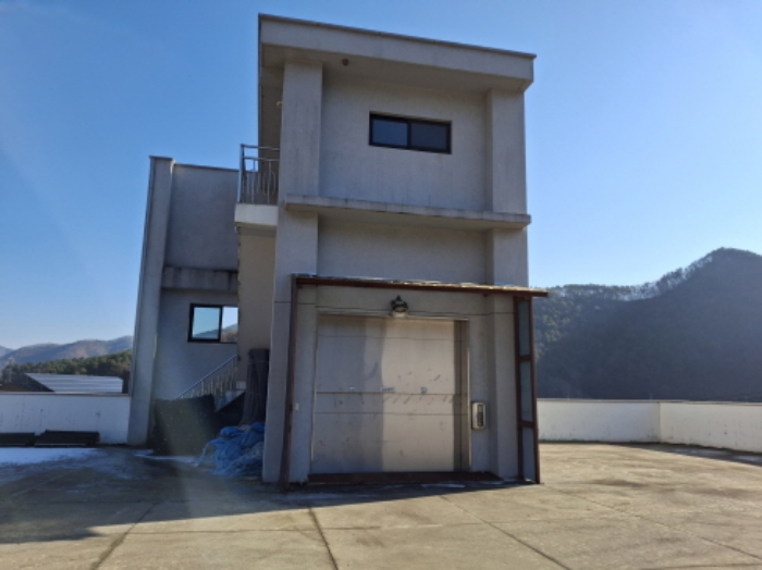 옥상 (3)제시외 건물 모습