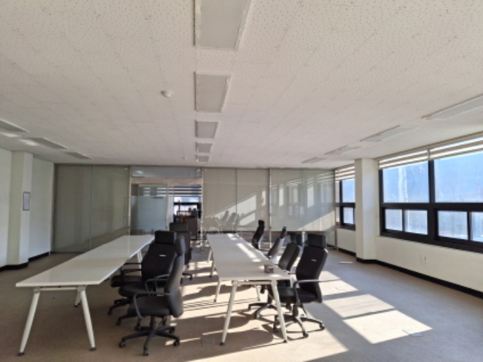 2층 사무실 모습