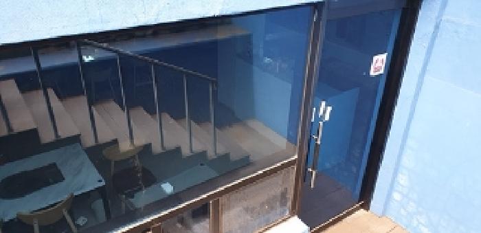 2번 부동산 건물 지하 1층 모습