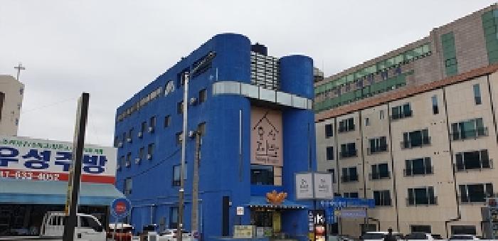 본 부동산 건물 모습(2번 부동산 건물)