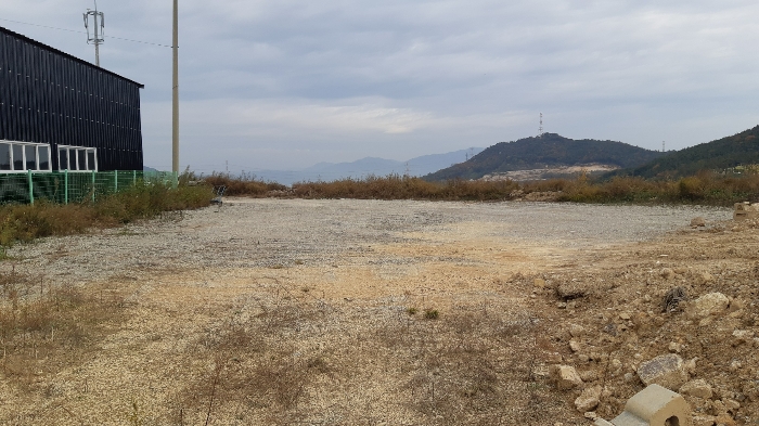 본건 토지 평지 북측부분 전경1