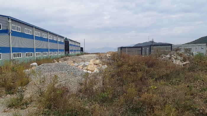 본건 토지 평지부분 남측 끝에서의 전경