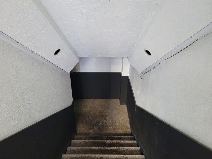 지하 계단실 전경