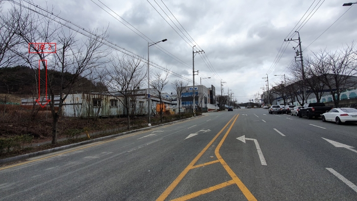 주위환경 (동측에서 촬영)