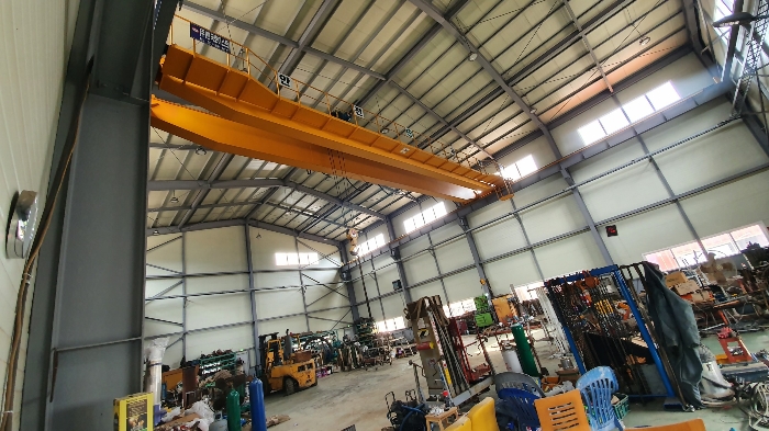기호 4 내부 전경 및 10 ton Crane
