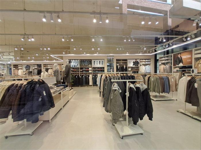 본건 전경(라피