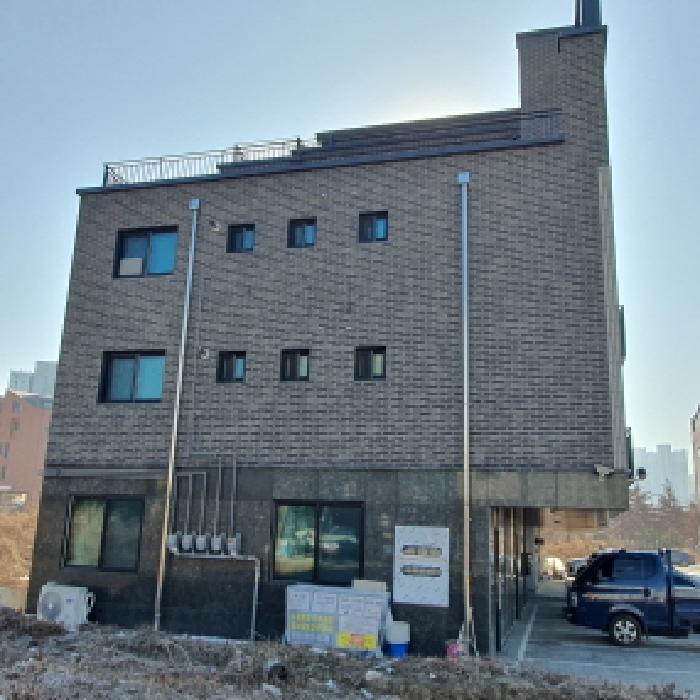 제시목록1 건물의 측면 전경 