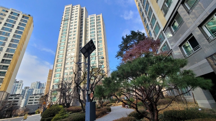 본건 전경(남동측에서 촬영)