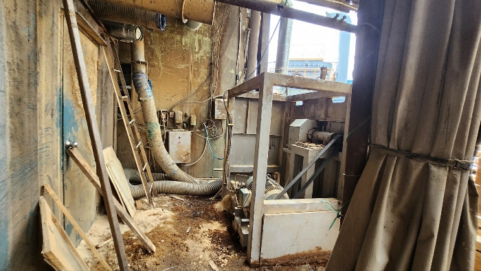 철거된 기계기구