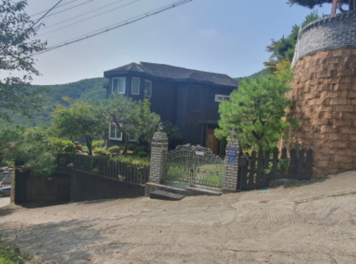 현장사진(토지, 건물 전경)