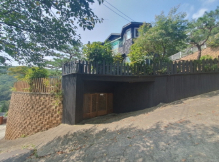 현장사진(토지, 건물 전경)