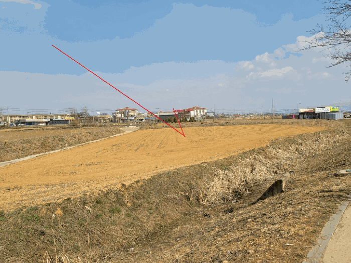 본건 서측에서 촬영