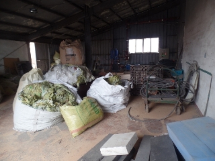 기호 3. 공장 내부