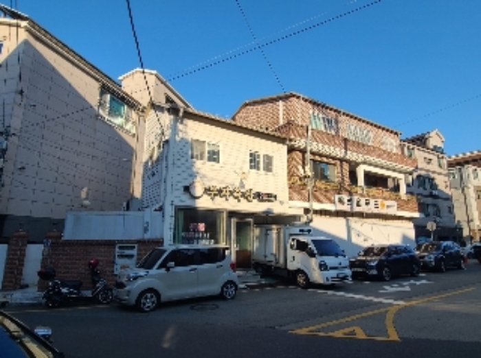 본 건 전경
