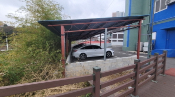 본건 기호3. 주차장 전경