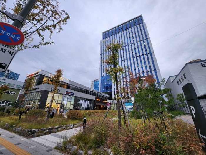 본건 건물 전경