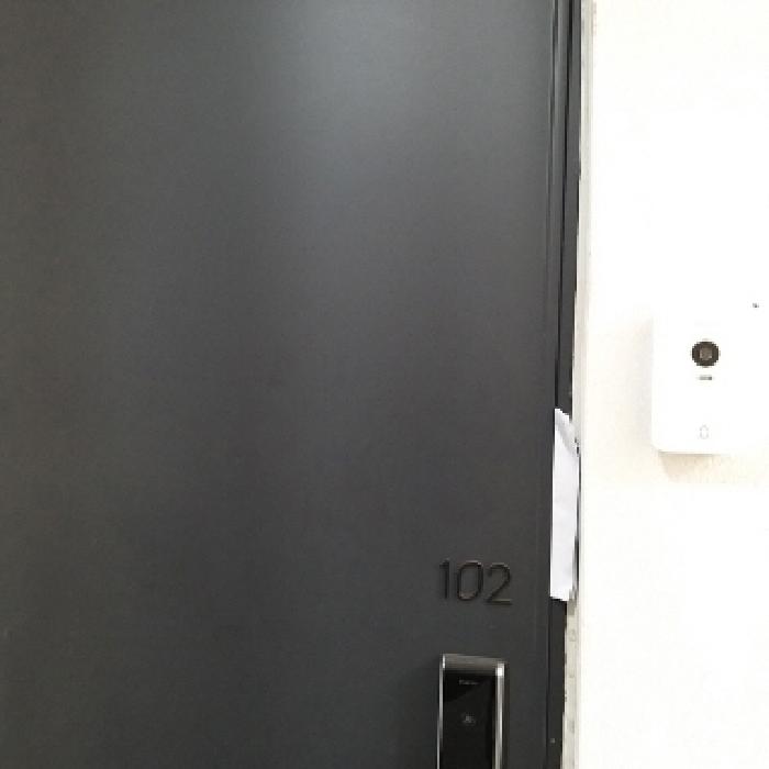 1층 102호