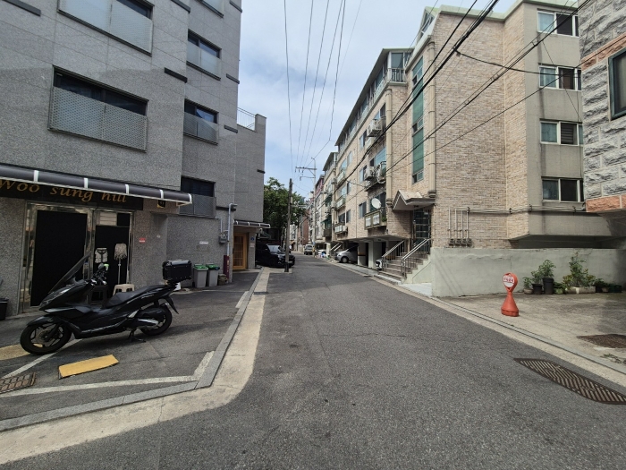 접면도로 및 주위환경