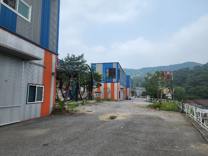 기호(2)토지(일영리 64-42)
동측 부분 전경