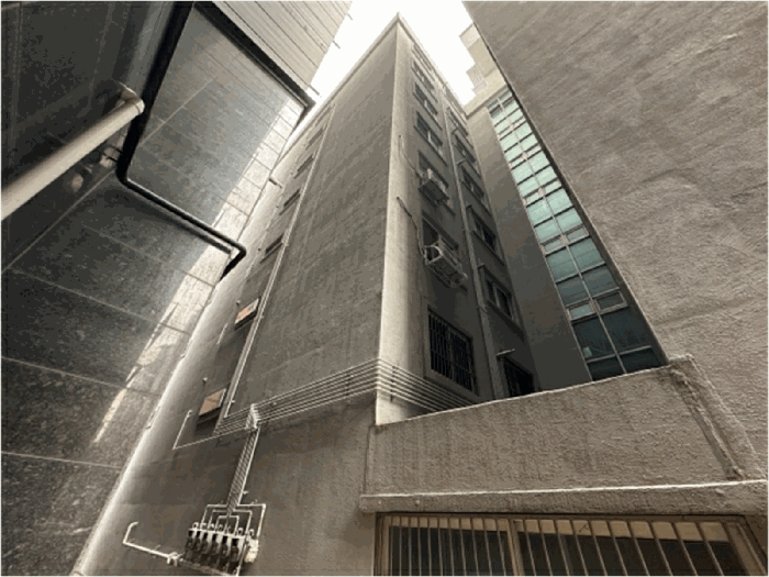 본건 건물 전경