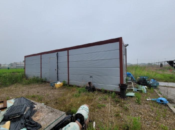 목록 1. 토지내에 소재하는 제시외 창고건물 1