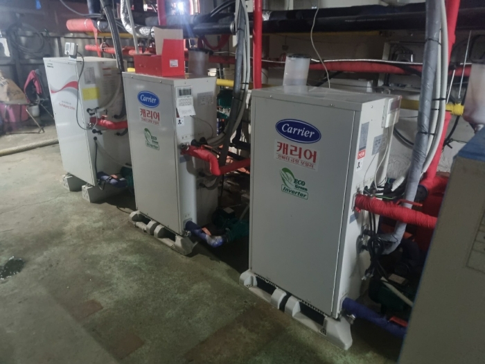 지하 4층 기계실 소재 히트펌프 등