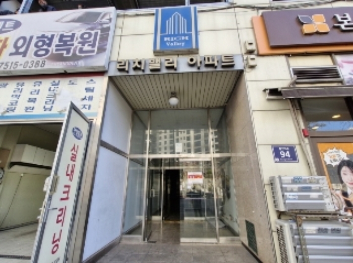 공동출입구(도로쪽)