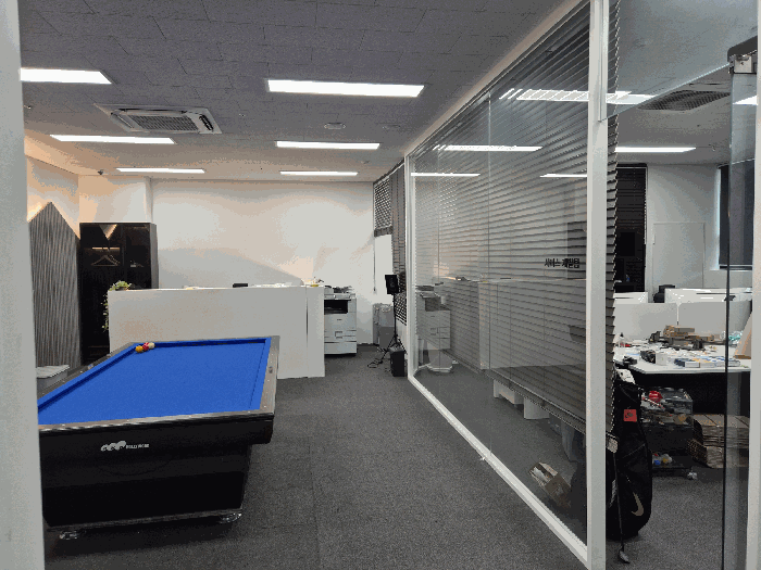 본건 내부 전경