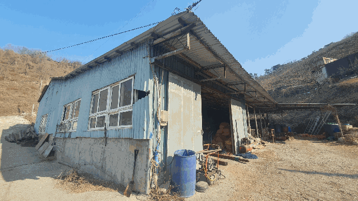 제시외 건물(1-12) 전경