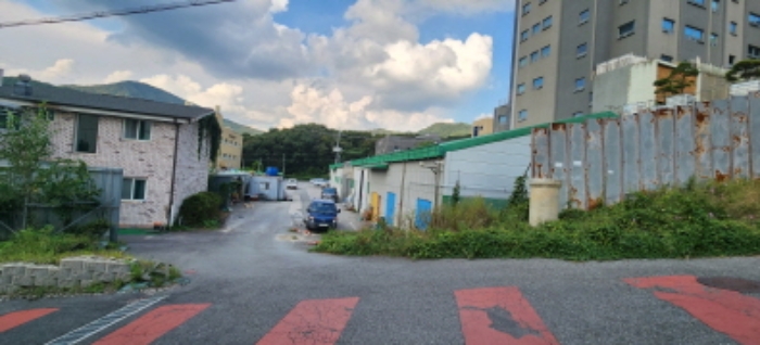 목록 부동산 원거리 전경