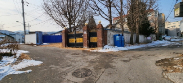 목록 부동산 진입로 전경