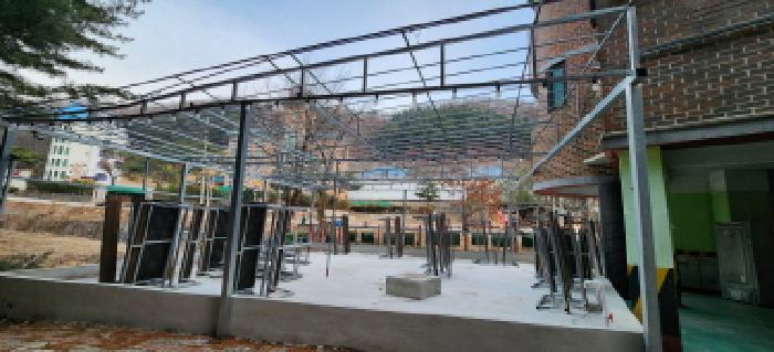 목록1 소재 제시외2 철제 구조물 전경