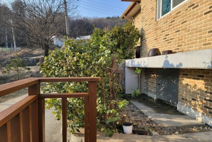 기호4 및 제시외 화단