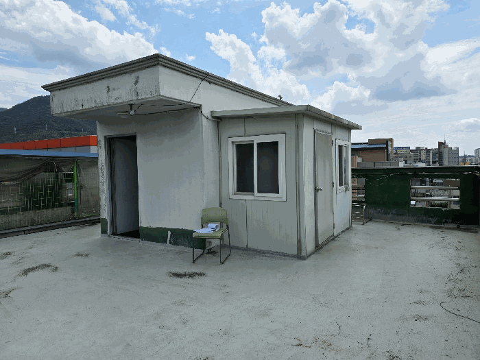 옥탑 및 제시외건물㉡