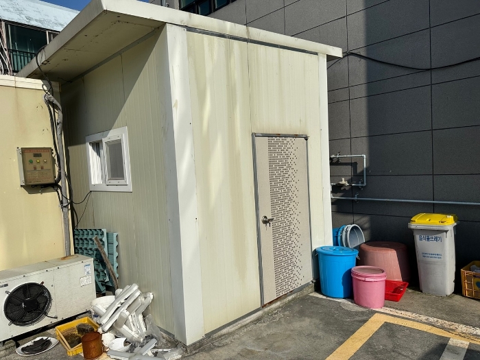 제시외 건물 ㄴ)