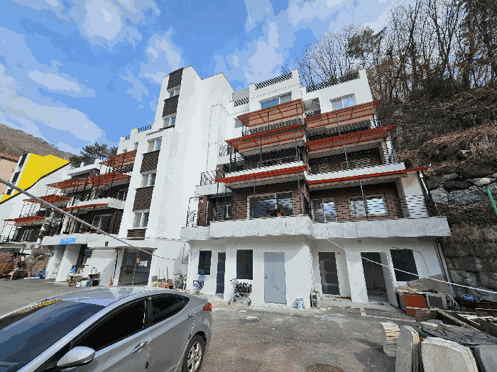 기호(4) 전경 및 제시외건물 기호(ㄹ) 전경