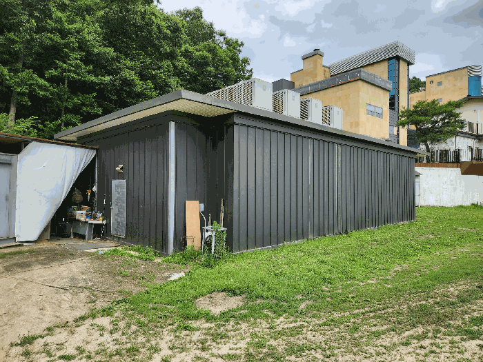 본건 기호(1) 지상의 제시외옥외저수조